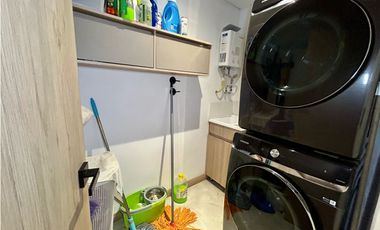 SE VENDE ESPECTACULAR APARTAMENTO EN EL CORAZON DE LAURELES