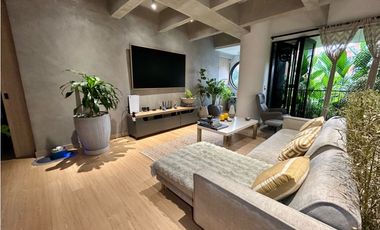 SE VENDE ESPECTACULAR APARTAMENTO EN EL CORAZON DE LAURELES