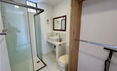 SE VENDE APARTAMENTO CON AMPLIA TERRAZA EN VELODROMO