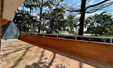 SE VENDE APARTAMENTO CON AMPLIA TERRAZA EN VELODROMO