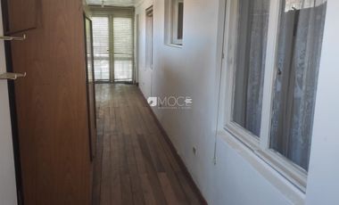 ARRIENDO CASA EN LA REINA, METRO PLAZA EGAÑA EN $1.650.000 3D, 2B, 4 ESTAC.  PATIO Y ANTEJARDIN BARRIO RESIDENCIAL