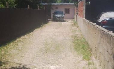 Casa en venta - 3 Dormitorios 1 Baño - Cocheras - 280Mts2 - Las Toninas