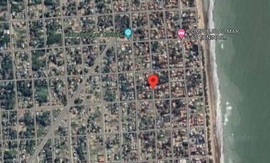 Casa en venta - 3 Dormitorios 1 Baño - Cocheras - 280Mts2 - Las Toninas