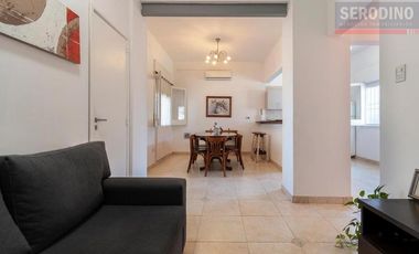 Casa de 3 ambientes con parque