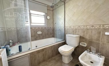 Casa 6 ambientes en venta, Barrio Privado Barrancas de Guido - Quilmes