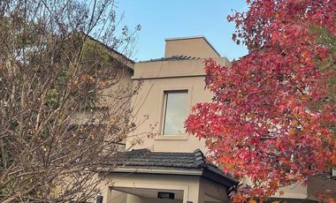 Casa 6 ambientes en venta, Barrio Privado Barrancas de Guido - Quilmes