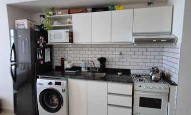 Departamento Monoambiente amplio en centro de Banfield Este