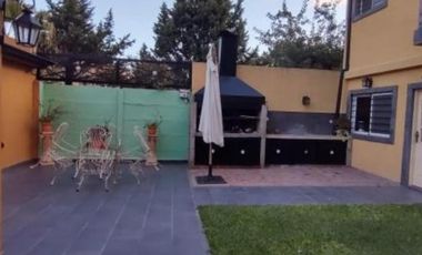 Casa en venta - 3 Dormitorios 4 Baños - San Vicente