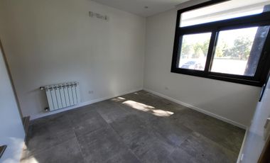 EXCLUSIVA CASA A ESTRENAR EN MIRALAGOS