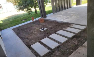 EXCLUSIVA CASA A ESTRENAR EN MIRALAGOS