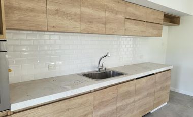 EXCLUSIVA CASA A ESTRENAR EN MIRALAGOS