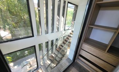 EXCLUSIVA CASA A ESTRENAR EN MIRALAGOS