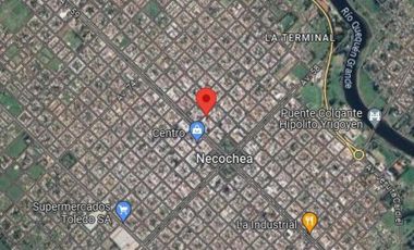 Locales en venta - 6 Locales 2 Baños - 250Mts2 - Necochea