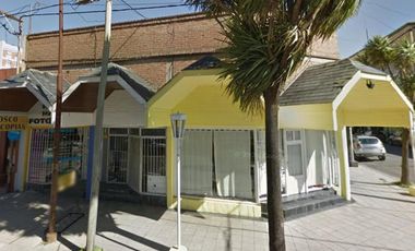 Locales en venta - 6 Locales 2 Baños - 250Mts2 - Necochea