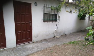 Casa en venta - 5 Dormitorios 4 Baños - Cochera - 188Mts2 - Las Toninas