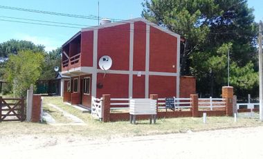 Complejo de Dúplex en venta - 8 Dormitorios 7 Baños - Cocheras - 500Mts2 - Nueva Atlantis