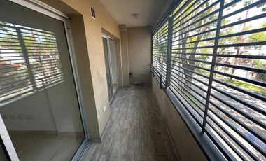 Muy Lindo Departamento de 2 ambientes con cochera!!!