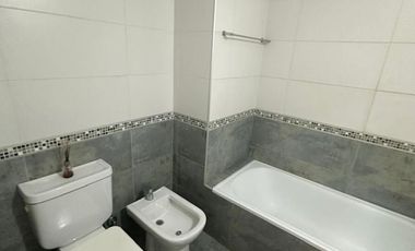 Muy Lindo Departamento de 2 ambientes con cochera!!!