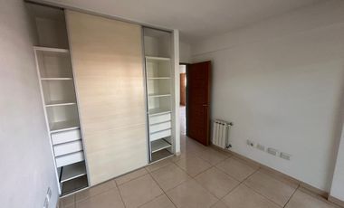 Muy Lindo Departamento de 2 ambientes con cochera!!!