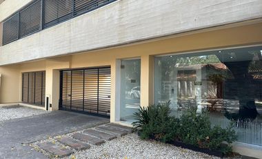 Muy Lindo Departamento de 2 ambientes con cochera!!!