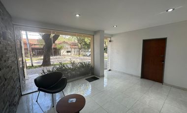 Muy Lindo Departamento de 2 ambientes con cochera!!!