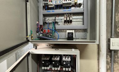 Casa en venta - 4 Dormitorios 3 Baños - Cochera - 1608Mts2 - Villa Elisa