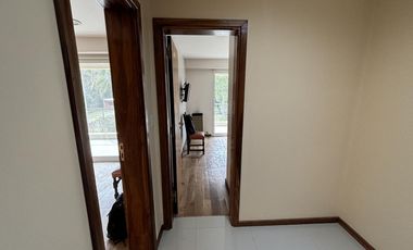 Casa en venta - 4 Dormitorios 3 Baños - Cochera - 1608Mts2 - Villa Elisa