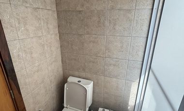 Casa en venta - 4 Dormitorios 3 Baños - Cochera - 1608Mts2 - Villa Elisa