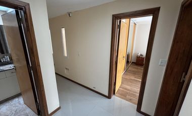 Casa en venta - 4 Dormitorios 3 Baños - Cochera - 1608Mts2 - Villa Elisa