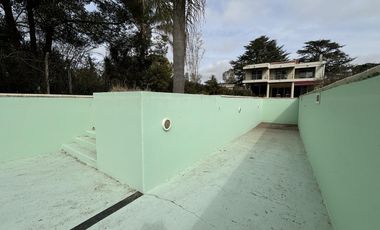 Casa en venta - 4 Dormitorios 3 Baños - Cochera - 1608Mts2 - Villa Elisa