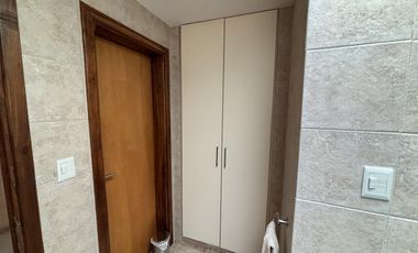 Casa en venta - 4 Dormitorios 3 Baños - Cochera - 1608Mts2 - Villa Elisa