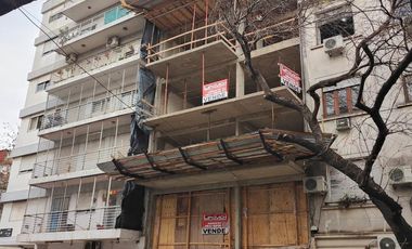 VENTA DE POZO. 1 AMBIENTE CON BALCON. IDEAL TEMPORARIO. TERRAZA C/PARRILLA. HIDALGO 1418