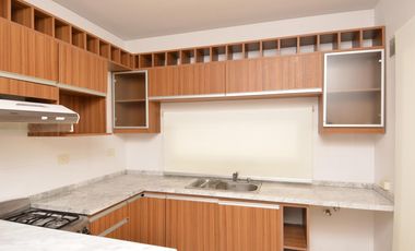 Departamento  tipo duplex en condominio  .