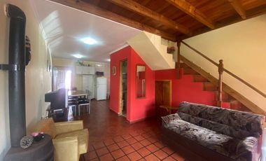 VENTA PH EN MAR DE AJO CON PATIO Y PARRILLA