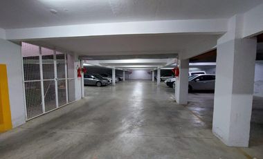 VENTA COCHERA EN CASEROS