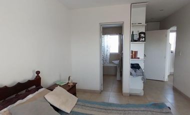 Dúplex en alquiler en Esquiú primera cuadra