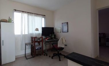 Dúplex en alquiler en Esquiú primera cuadra