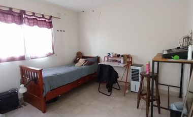 Dúplex en alquiler en Esquiú primera cuadra