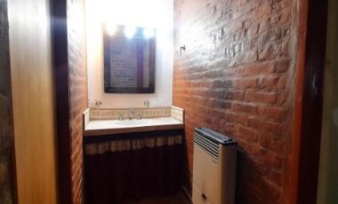 Casa en venta - 1 Dormitorio 2 Baños - 300Mts2 - Berazategui