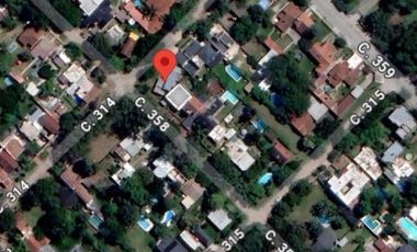 Casa en venta - 1 Dormitorio 2 Baños - 300Mts2 - Berazategui