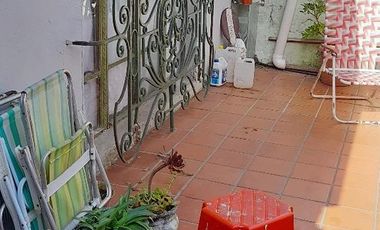 Casa en venta - 5 Dormitorios 3 Baños - 430Mts2 - Mar del Plata