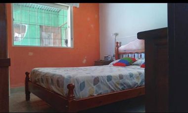 Casa en venta - 3 Dormitorios 1 Baño 1 Cochera - 312Mts2 - Pontevedra, Merlo