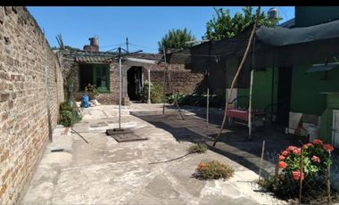 Casa en venta - 3 Dormitorios 1 Baño 1 Cochera - 312Mts2 - Pontevedra, Merlo