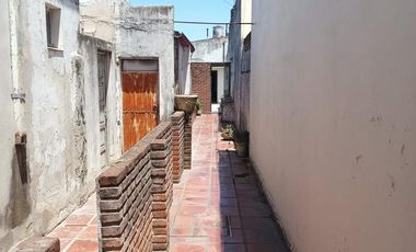 PH en venta - 2 Dormitorios 1 Baño 1 Cochera - 156Mts2 - Los Hornos