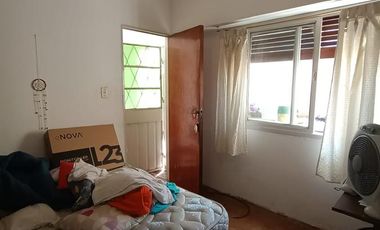 PH en venta - 2 Dormitorios 1 Baño 1 Cochera - 156Mts2 - Los Hornos