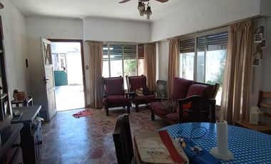 PH en venta - 2 Dormitorios 1 Baño 1 Cochera - 156Mts2 - Los Hornos