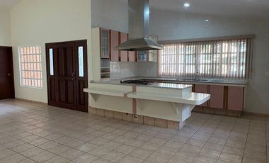 Casa en renta El Zapote