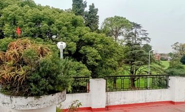 Departamento en venta - 3 Dormitorios 1 Baño - Local - 324Mts2 - San Martin