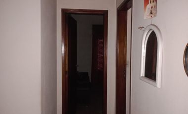 Departamento en venta - 3 Dormitorios 1 Baño - Local - 324Mts2 - San Martin