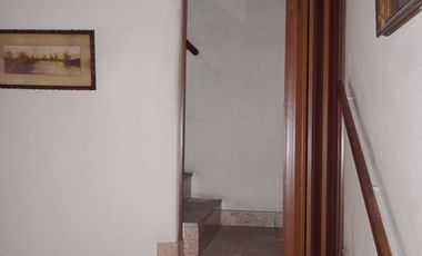 Departamento en venta - 3 Dormitorios 1 Baño - Local - 324Mts2 - San Martin